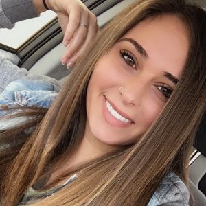 Meet your Posher, Jenna